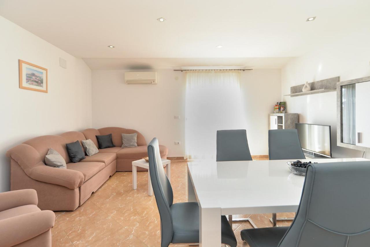Apartment Patricia 1756 Pula Zewnętrze zdjęcie